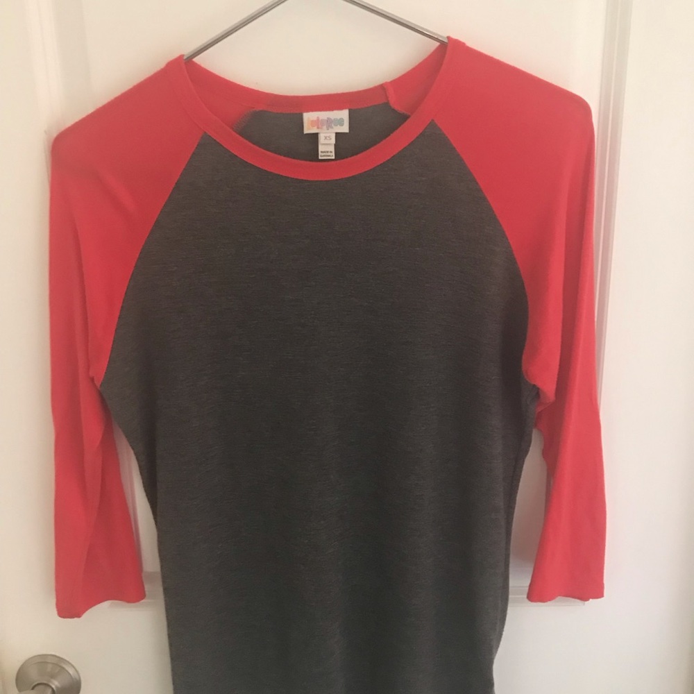 LulaRoe xs baseball Tee